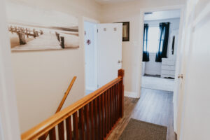 25 Pine Avenue W
