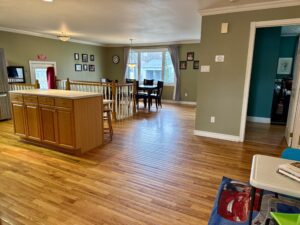 245 Pine Street W