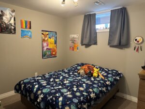 245 Pine Street W