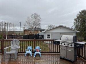 245 Pine Street W