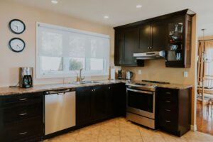 740 Lakeshore Road
