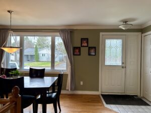 245 Pine Street W