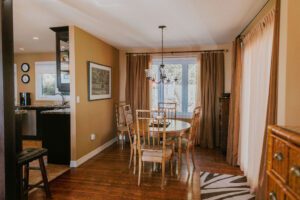 740 Lakeshore Road