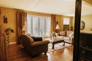 740 Lakeshore Road