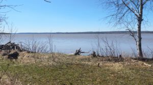 692 Dawson Point Rd.