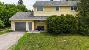 555 Rorke Ave.