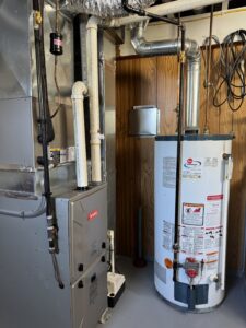 229 Pine Avenue West