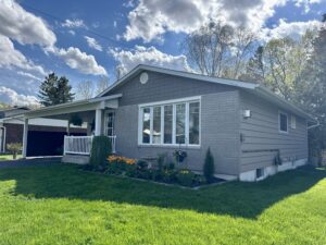 208 Jaffray Street