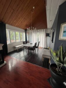 504 Lakeshore Road