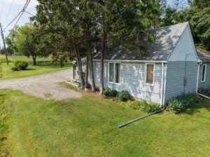 1272 Lakeshore Road