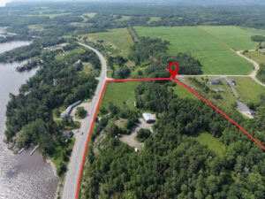 1272 Lakeshore Road