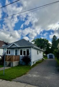41 Niven St North